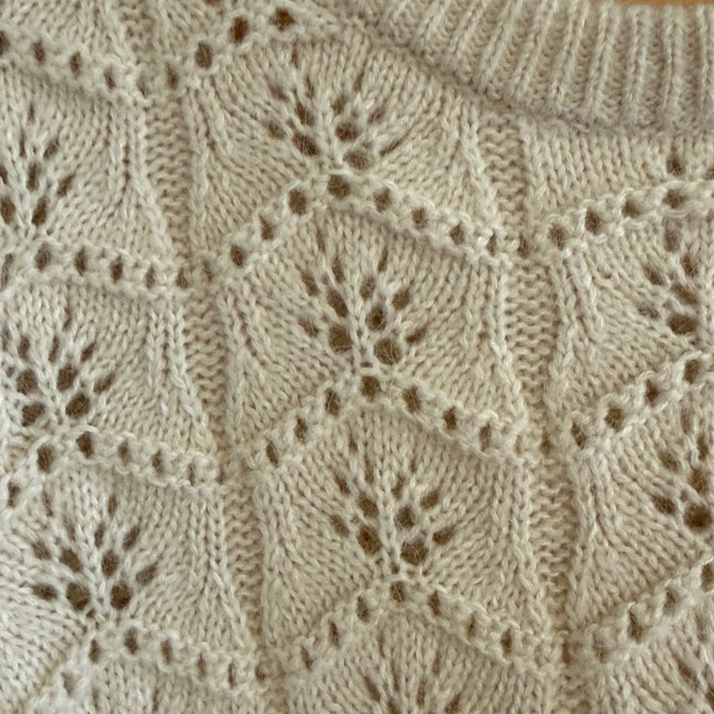 Gap Pointelle Sweater Feminine Scandi Girl Whimsy Dainty - Picture 6 of 6